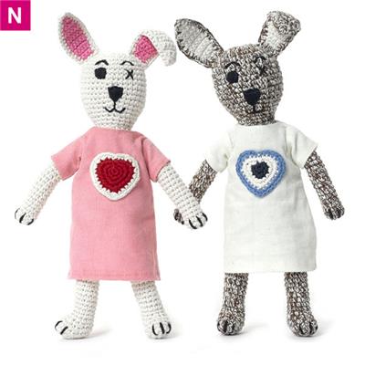 Poupée lapin en crochet 