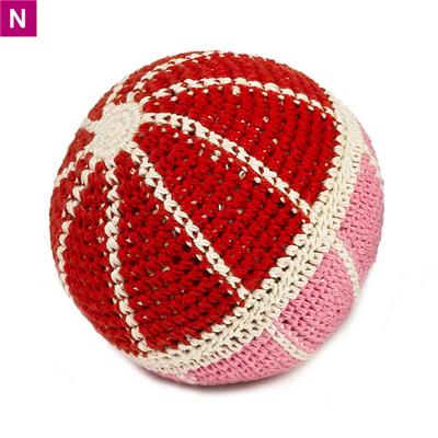 Balle rose en crochet