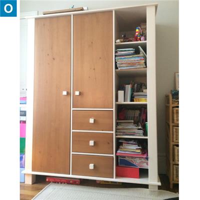 Armoire bois et crème - PRIX EN BAISSE